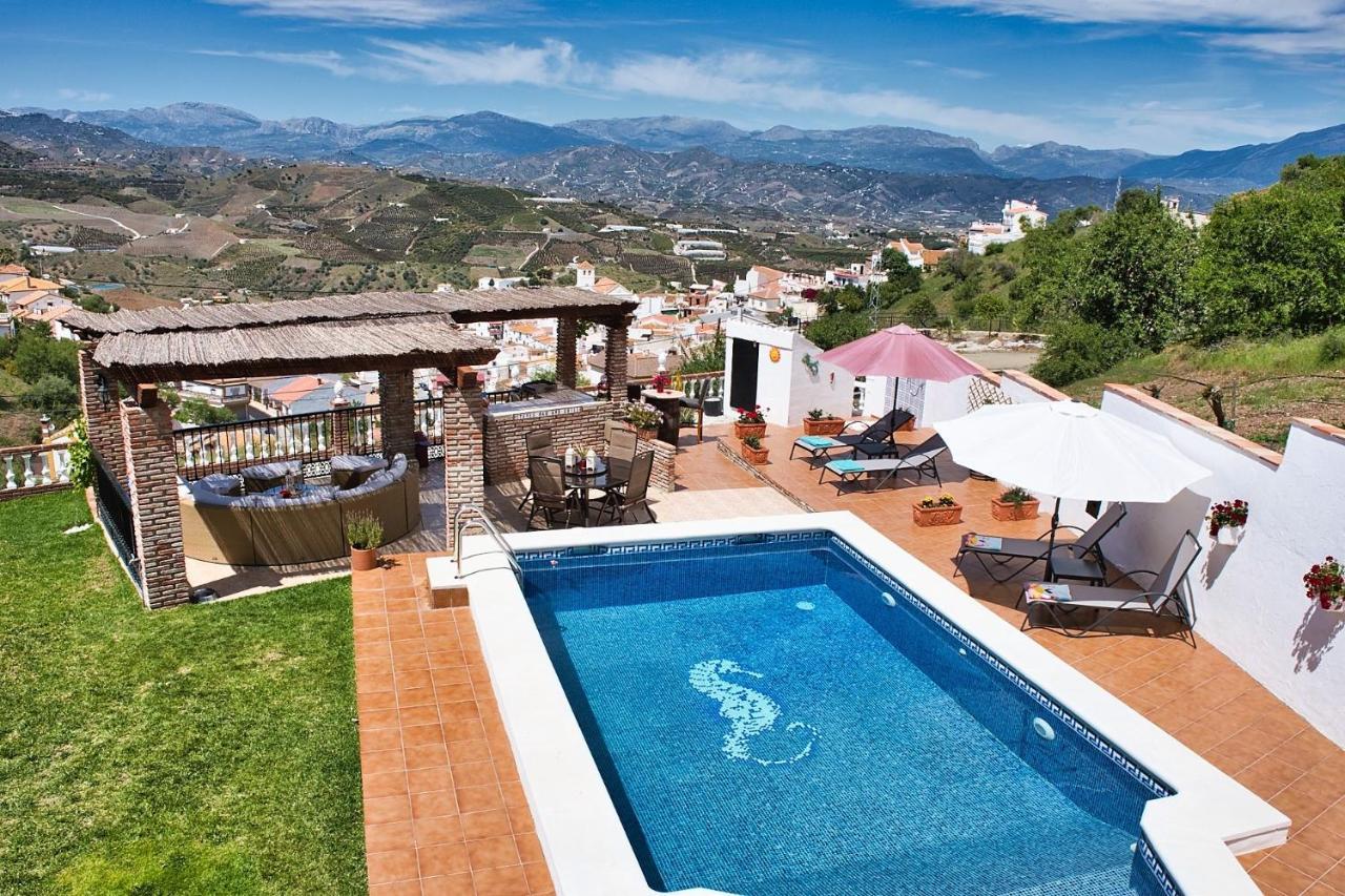 Casa Las Torres B&B Iznate Luaran gambar