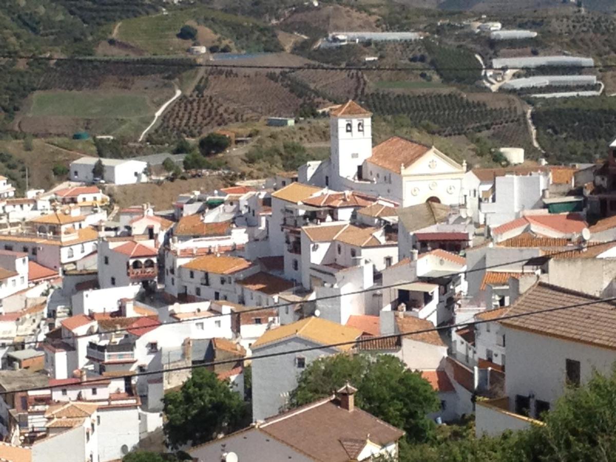 Casa Las Torres B&B Iznate Luaran gambar