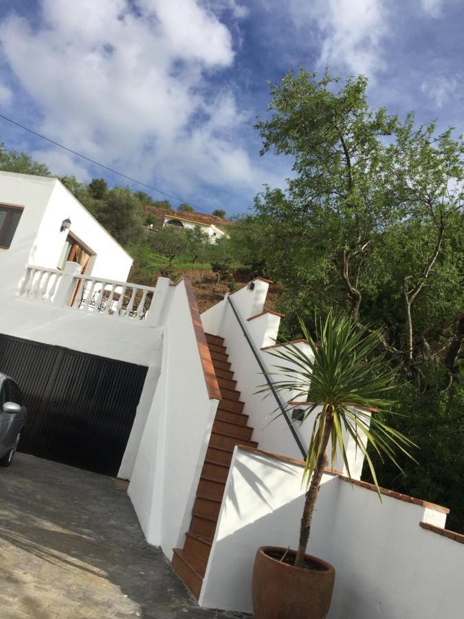 Casa Las Torres B&B Iznate Luaran gambar
