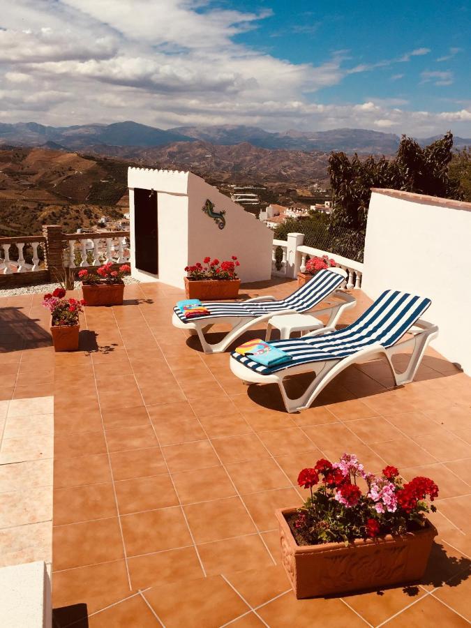 Casa Las Torres B&B Iznate Luaran gambar