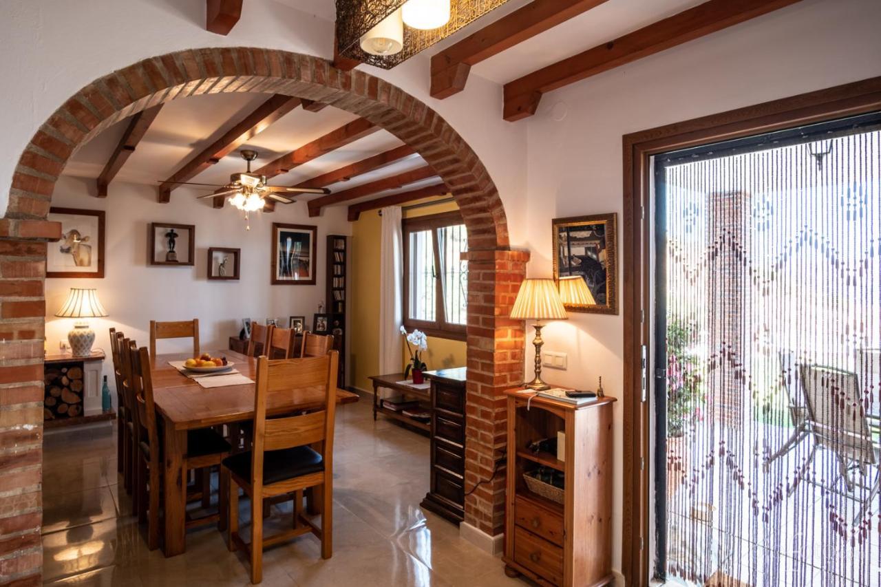 Casa Las Torres B&B Iznate Luaran gambar