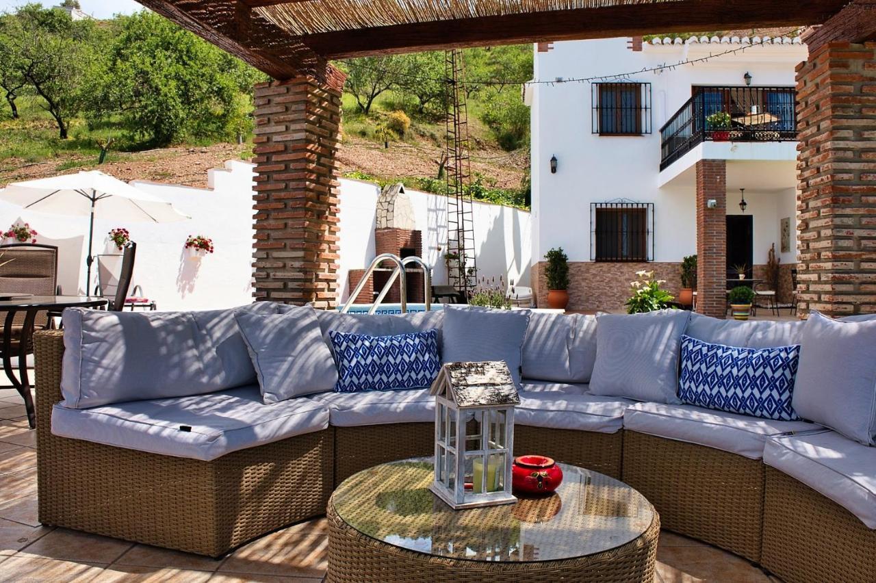 Casa Las Torres B&B Iznate Luaran gambar