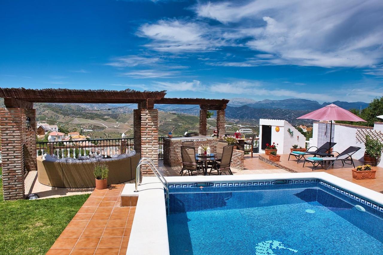 Casa Las Torres B&B Iznate Luaran gambar